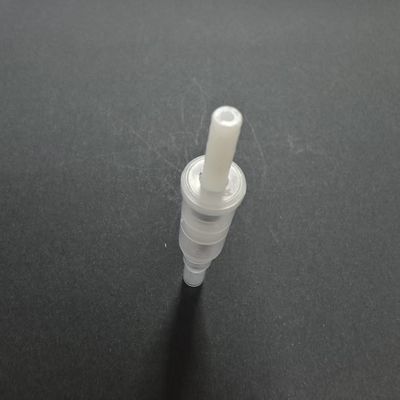 Goede prijs. Goed verkocht Cosmetische pomp kern Wit plastic lotion pomp sproeier kernonderdelen 18 20 24 28 online